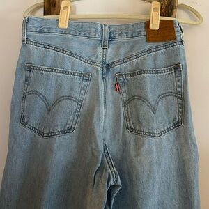 Levi’s High Loose Jean